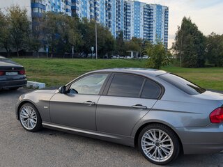 2009 BMW 3 серии 320i V (E90/E91/E92/E93) Рестайлинг, серый, 1050000 рублей, вид 4