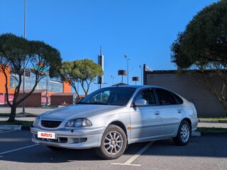 1999 Toyota Avensis I, серебристый, 269999 рублей, вид 1