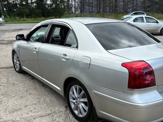 2004 Toyota Avensis II, серебристый, 500000 рублей, вид 2
