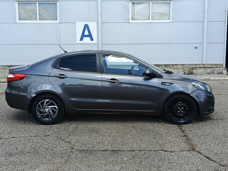 2014 Kia Rio III, серый, 505000 рублей, вид 4