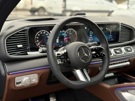 2026 Mercedes-Benz GLS 450 II (X167) Рестайлинг, чёрный, 13190000 рублей, вид 5