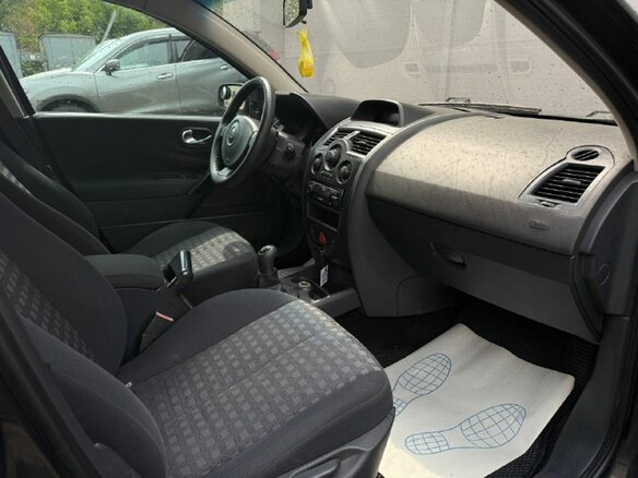 2007 Renault Megane II Рестайлинг, чёрный - вид 11