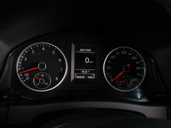 2011 Volkswagen Tiguan I Рестайлинг, чёрный, 1229000 рублей - вид 13