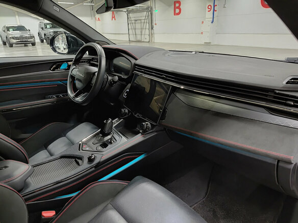 2023 Lynk & Co 05, чёрный, 3330000 рублей - вид 10