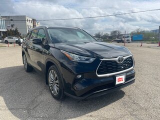 2022 Toyota Highlander IV (XU70), чёрный, 5100000 рублей, вид 2