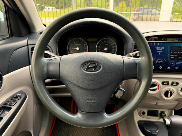 2006 Hyundai Verna II, серебристый, 579000 рублей - вид 12