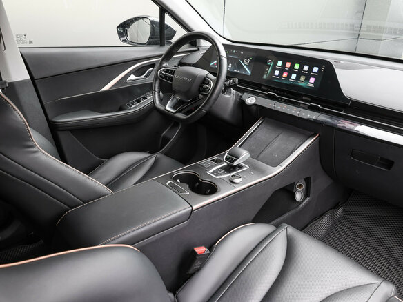 2022 Omoda C5 I, чёрный - вид 11