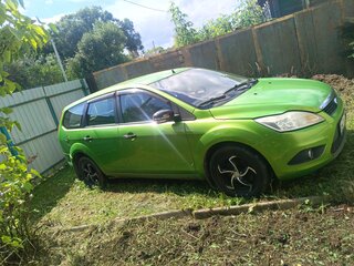 2008 Ford Focus II Рестайлинг, зелёный, 400000 рублей, вид 3