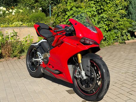2015 Ducati 1299 Panigale, красный, 1300000 рублей, вид 1