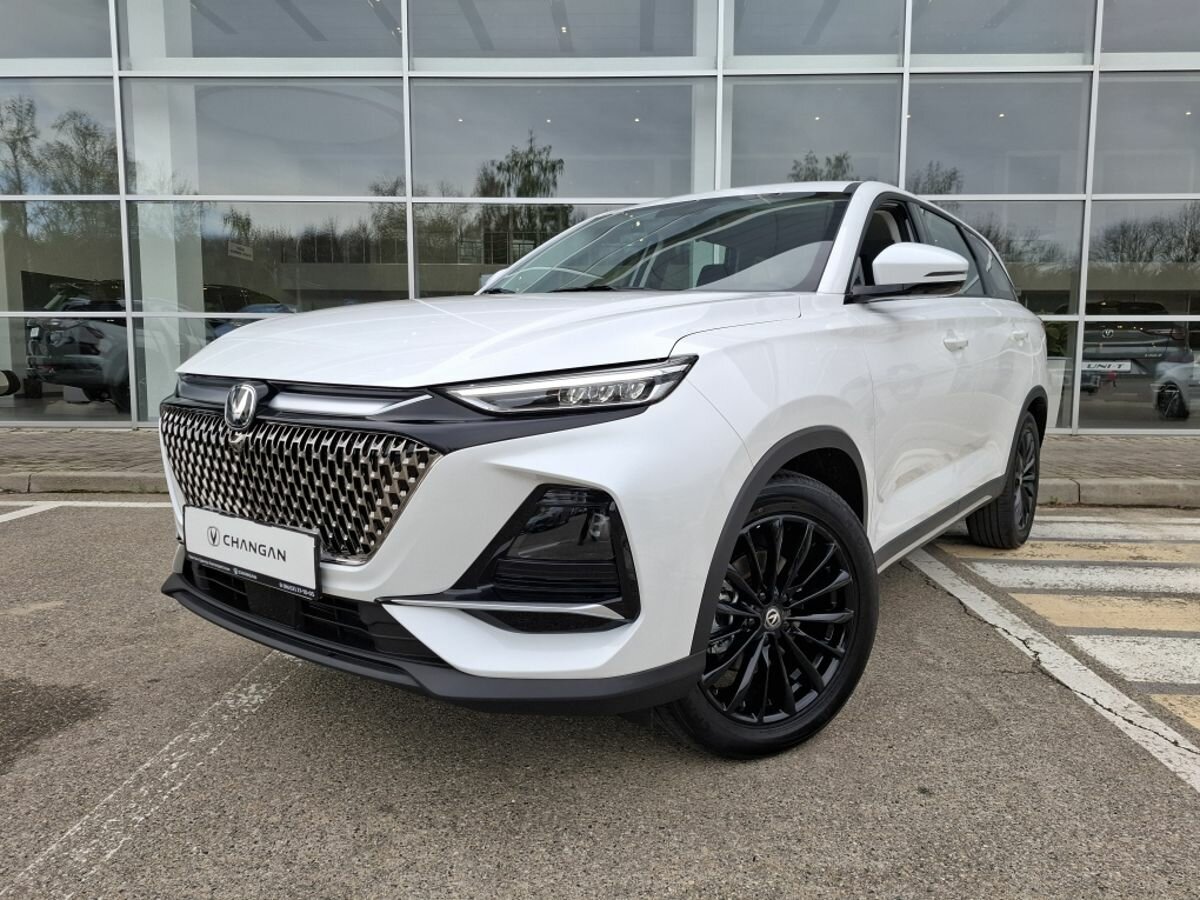 Открыть фотографии: Changan CS75 Pro