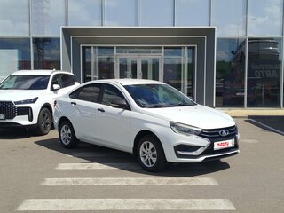 2024 Lada (ВАЗ) Vesta I Рестайлинг (NG), белый, 1160000 рублей, вид 3
