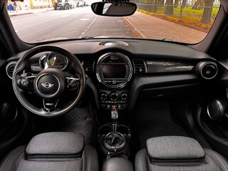 2015 Mini Hatch Cooper S III (F55/F56), серый, 1570000 рублей, вид 4