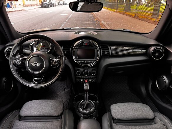 2015 Mini Hatch Cooper S III (F55/F56), серый, 1570000 рублей - вид 3