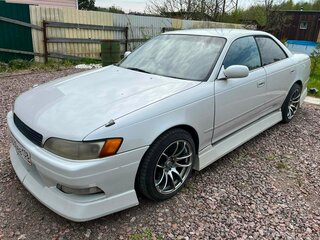 1992 Toyota Mark II VII (X90), белый, 700000 рублей, вид 1
