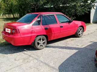 2009 Daewoo Nexia I Рестайлинг, красный, 330000 рублей, вид 1