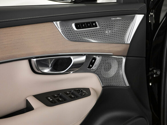 2026 Volvo XC90 B6 II Рестайлинг 2, чёрный - вид 8