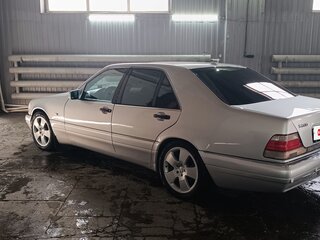 1998 Mercedes-Benz S-Класс 320 III (W140) Рестайлинг, серый, 1200000 рублей, вид 4