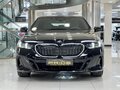 2025 BMW 5 серии 530i xDrive VIII (G60/G61/G68), чёрный, 9300000 рублей - вид 2