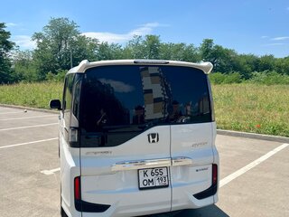 2017 Honda Stepwgn Spada V Рестайлинг, белый, 2210000 рублей, вид 5