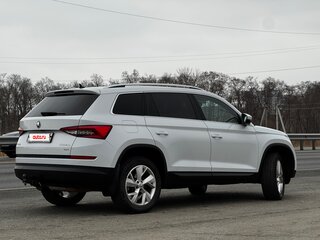 2017 Skoda Kodiaq I, белый, 1990000 рублей, вид 5