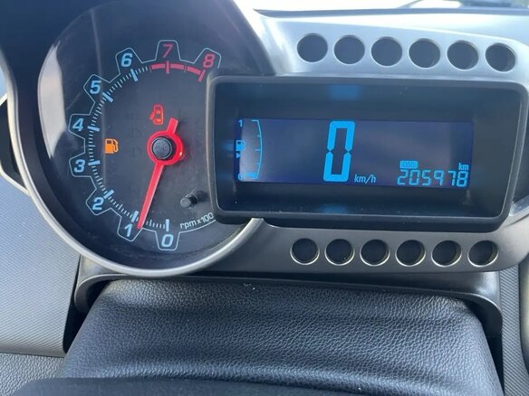 2012 Chevrolet Aveo II, серебристый, 650000 рублей - вид 11