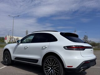 2022 Porsche Macan I Рестайлинг 2, белый, 4300000 рублей, вид 4