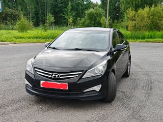 2015 Hyundai Solaris I Рестайлинг, чёрный, 740000 рублей, вид 3