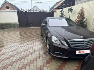 2011 Mercedes-Benz E-Класс 300 IV (W212, S212, C207), коричневый, 1500000 рублей, вид 3