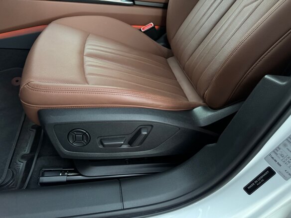2022 Audi A6 45 TFSI V (C8) Рестайлинг, белый, 6600000 рублей - вид 13