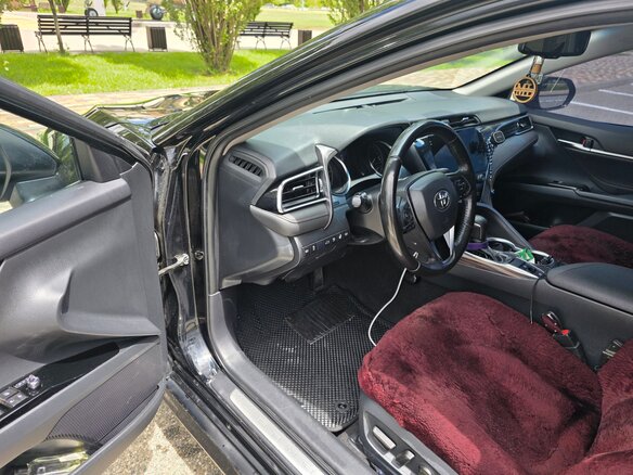 2018 Toyota Camry VIII (XV70), чёрный, 2380000 рублей - вид 4