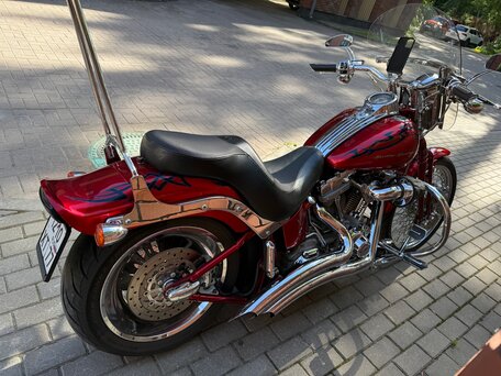 2007 Harley-Davidson CVO Softail Springer, красный, 1425000 рублей, вид 1