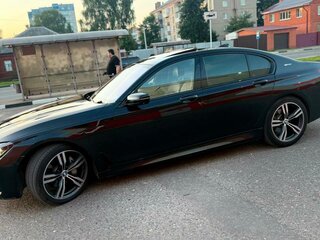 2016 BMW 7 серии Long 740Le VI (G11/G12), чёрный, 2350000 рублей, вид 3