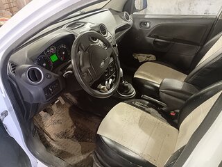 2007 Ford Fiesta Mk5, белый, 290000 рублей, вид 3