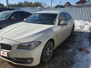 2014 BMW 5 серии 528i xDrive VI (F10/F11/F07) Рестайлинг, белый, 1650000 рублей, вид 3