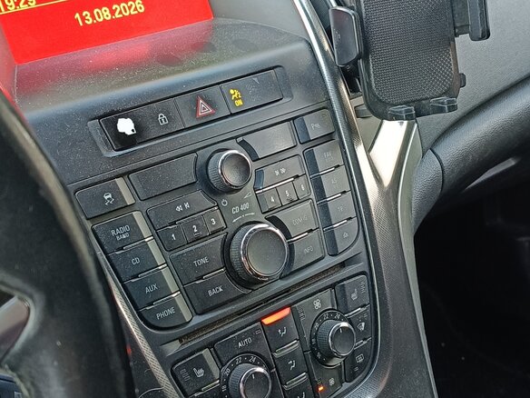 2011 Opel Astra J, чёрный, 480000 рублей - вид 8