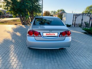2008 Honda Civic VIII, серебристый, 850000 рублей, вид 3