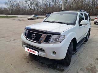 2010 Nissan Pathfinder III Рестайлинг, белый, 1700000 рублей, вид 2