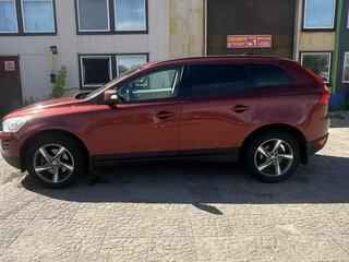 2012 Volvo XC60 I, красный, 1700000 рублей, вид 4