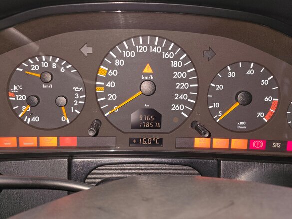 1997 Mercedes-Benz S-Класс 500 Long III (W140) Рестайлинг, чёрный, 7300000 рублей - вид 10