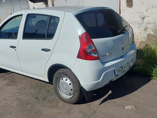 2012 Renault Sandero I, белый, 669000 рублей, вид 2