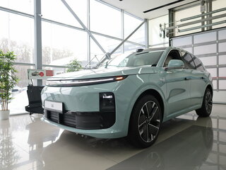 2026 Li Auto (Lixiang) L6 I, зелёный, 8990000 рублей, вид 3