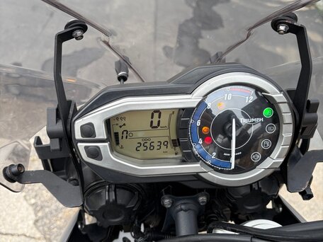 2013 Triumph Tiger 800, зелёный, 750000 рублей, вид 3