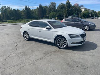 2019 Skoda Superb III, белый, 2190000 рублей, вид 2