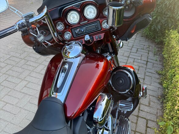 2010 Harley-Davidson CVO, оранжевый, 1150000 рублей - вид 20