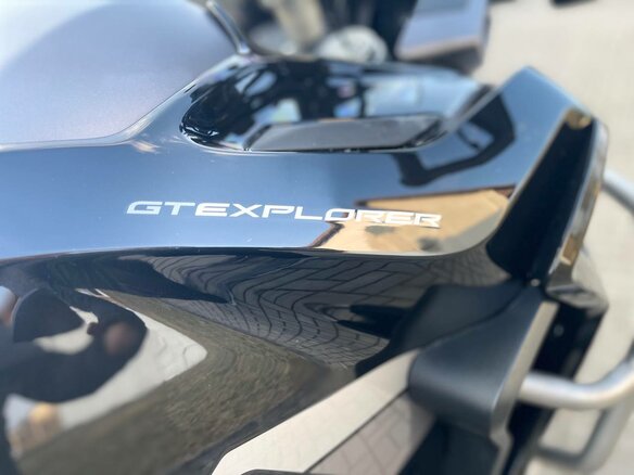 2023 Triumph Tiger 1200, серый - вид 20