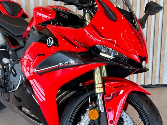 2026 Voge RR660S, красный - вид 18