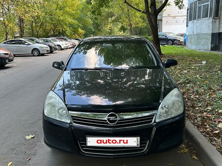 2008 Opel Astra H Рестайлинг, чёрный, 450000 рублей, вид 1