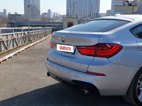2017 BMW 5 серии Gran Turismo 535i VI (F10/F11/F07) Рестайлинг, серебристый, 3111111 рублей - вид 3