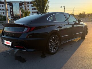 2022 Hyundai Sonata VIII (DN8), чёрный, 2700000 рублей, вид 3