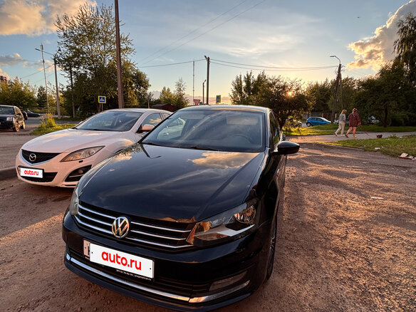 2016 Volkswagen Polo V Рестайлинг, чёрный - вид 3